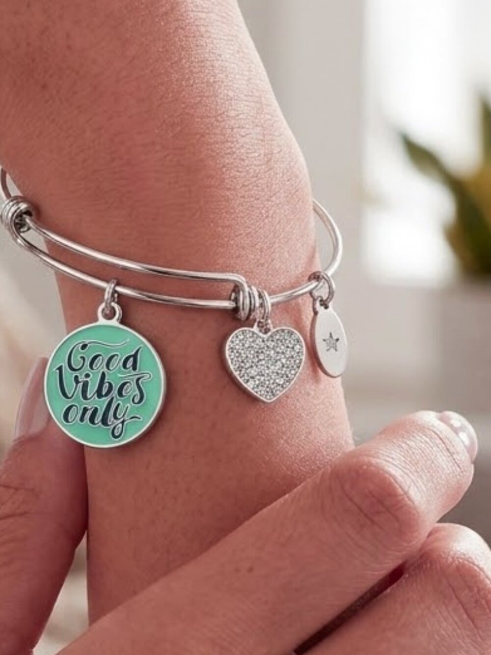 Unwritten silver and green "Good Vibes Only" charm slider / adjustable bracelet